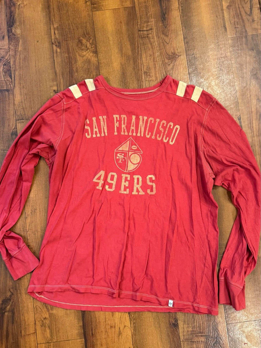 Women’s red '47 San Francisco 49ers long sleeve vintage wash t-shirt medium
